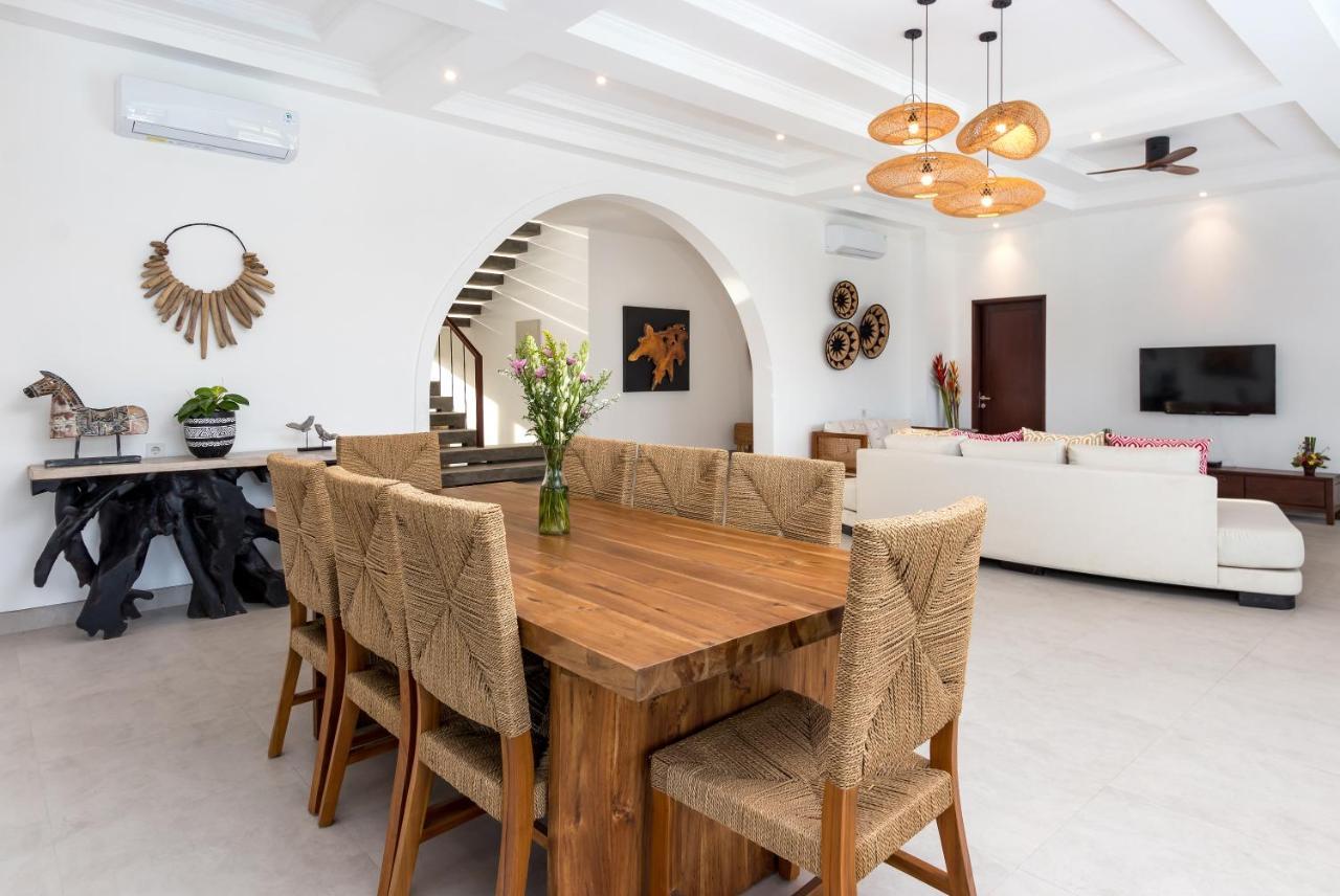Villa Besakih 5Br, 5 Mins To Beach - Canggu Luaran gambar